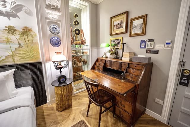 Signature Single Room