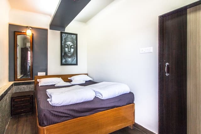 Standard Double Room, 1 Queen Bed