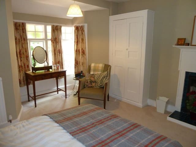 Luxury Double Room (Own Bathroom, Hall View)