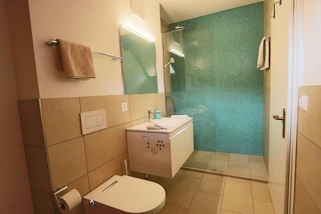 Deluxe Studio, 1 King Bed, Kitchen