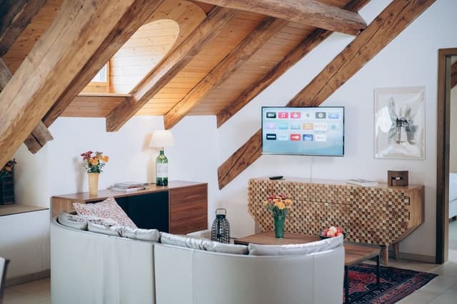 Luxury Suite, 2 Bedrooms, Fireplace, River View