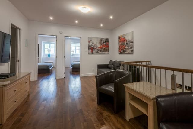 Family Duplex, Multiple Bedrooms