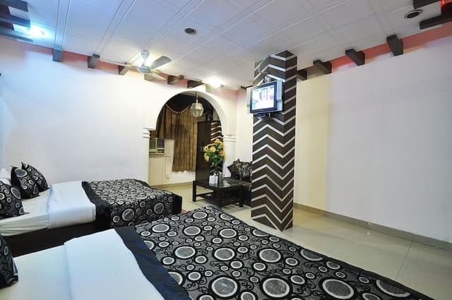 Family Quadruple Room, 2 Double Beds, Non Smoking, City View