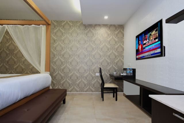Luxury Room, 1 Bedroom, Accessible, Mountain View