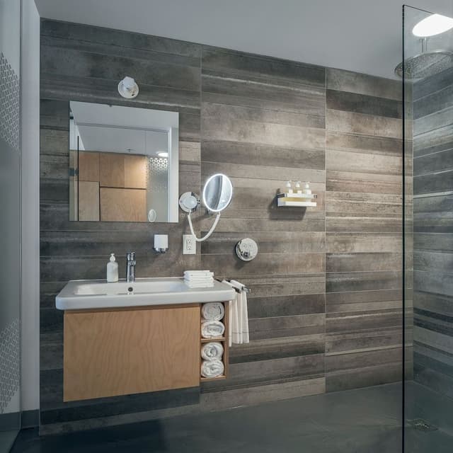 Deluxe Double Room, 1 King Bed, Bathtub