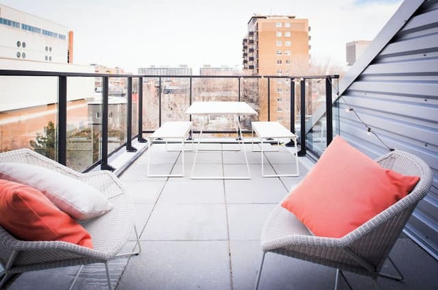 Superior Suite, 1 King Bed, Balcony