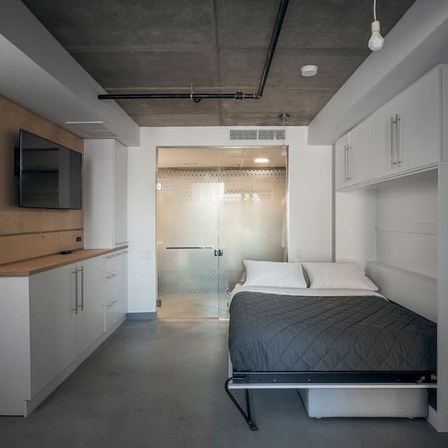 Grand Studio, 1 Queen Bed, Accessible, Balcony