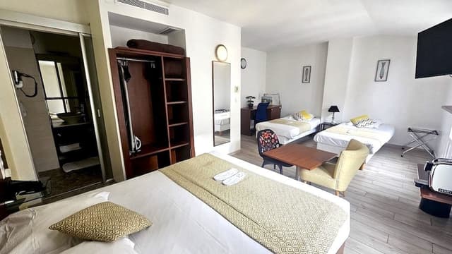 Suite