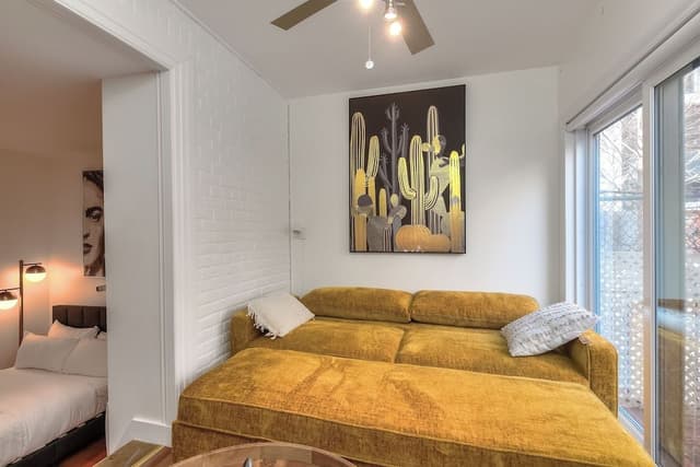 Apartment (355 Square Feet)