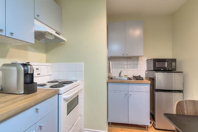 Apartment (355 Square Feet)