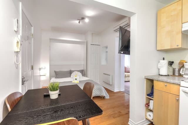 Apartment, Garden View
