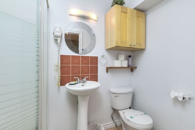 Apartment (355 Square Feet)