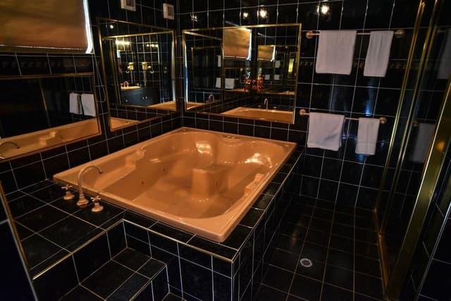 Deluxe Executive Suite