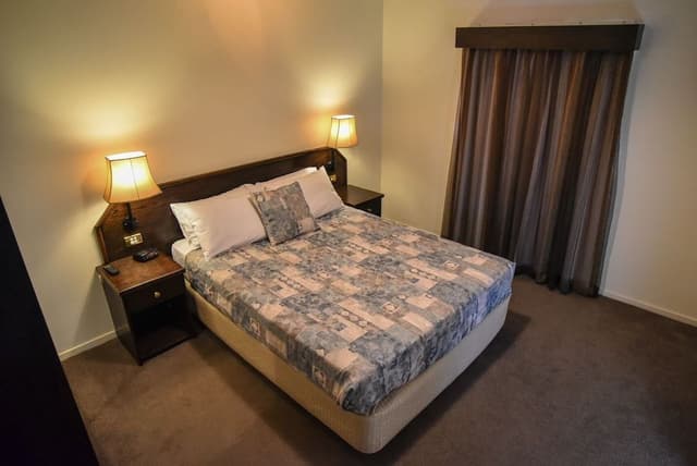Deluxe Executive Suite