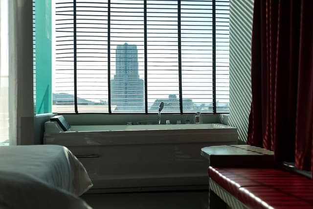 Grand Deluxe Room Only