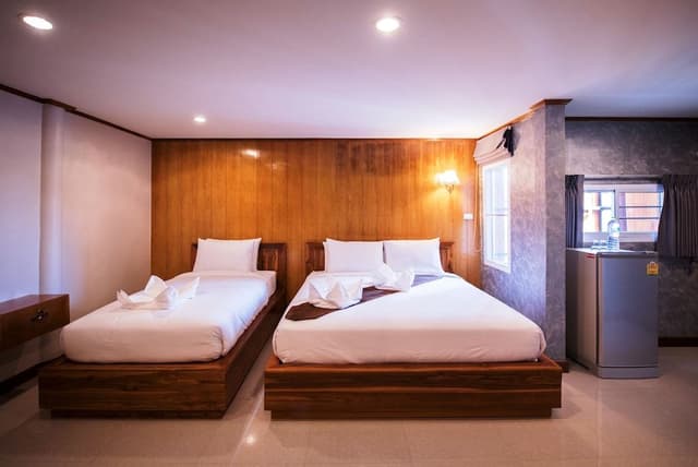 Deluxe Twin Room