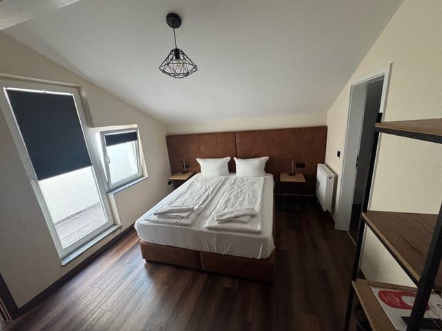 Double Room, 1 King Bed, Ensuite