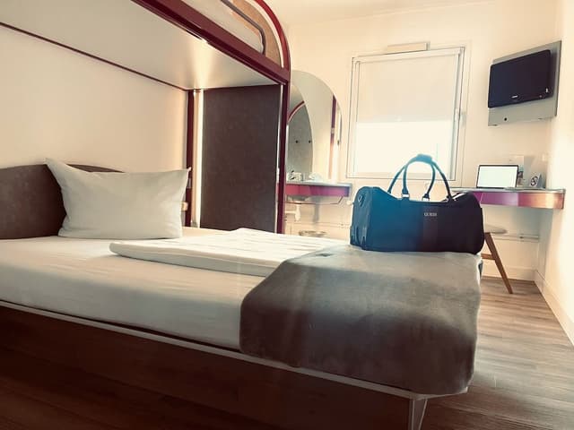 Basic Double or Twin Room, Non Smoking