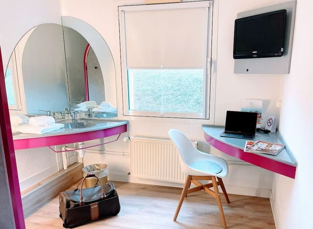 Basic Double or Twin Room, Non Smoking