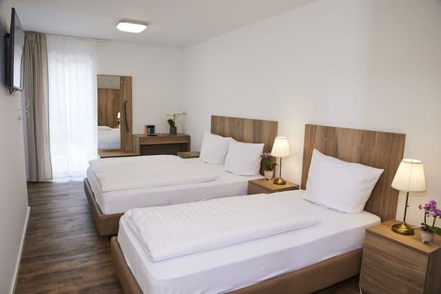 Comfort Triple Room