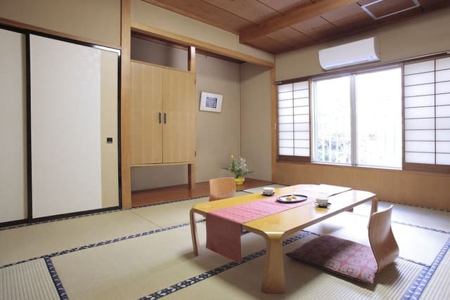 Japanese Style Room, 10 tatami mats, North Facing