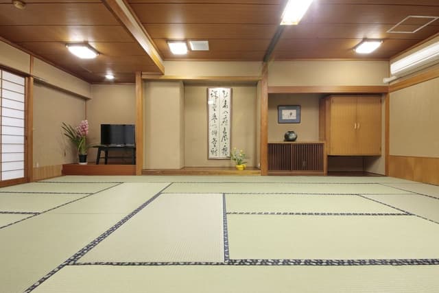 Japanese Style Room 20 Tatami-mats, North Facing