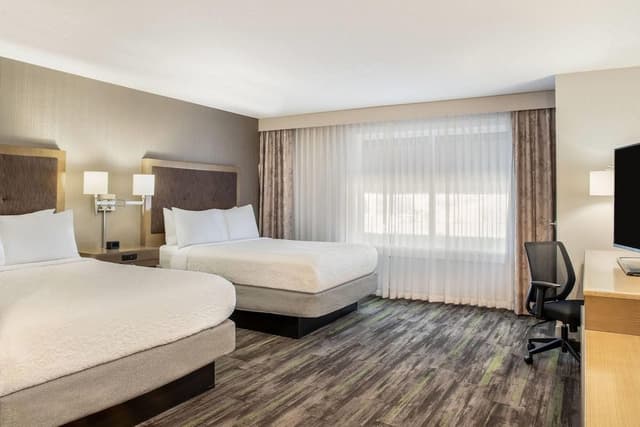 Room, 2 Queen Beds, Accessible, Non Smoking (Mobility/hearing, Roll-in Shower)