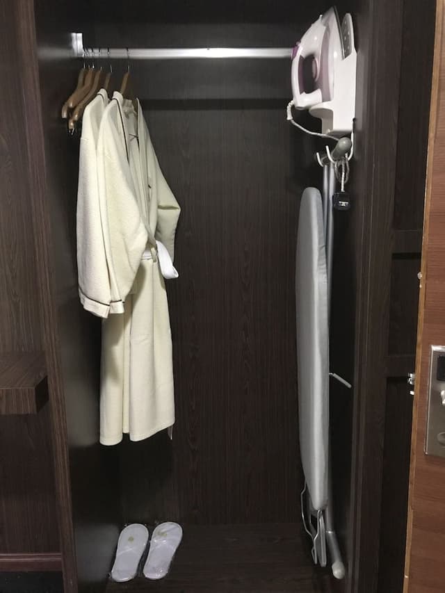 Deluxe Twin