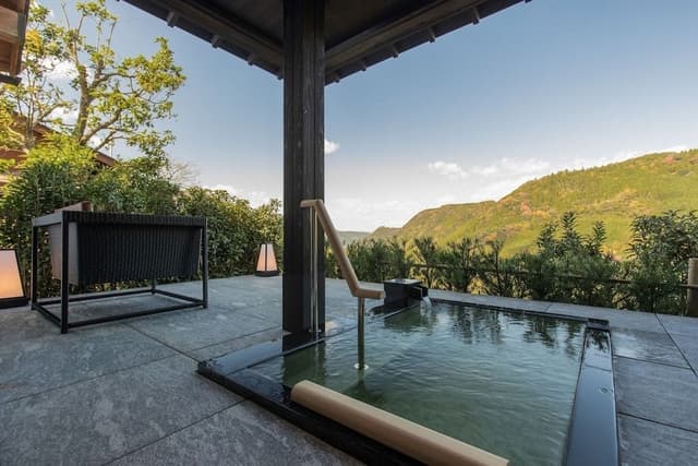 [Annex Japanese-Western Room with Open-Air Bath] RYUKYO SUITE [Non Smoking]
