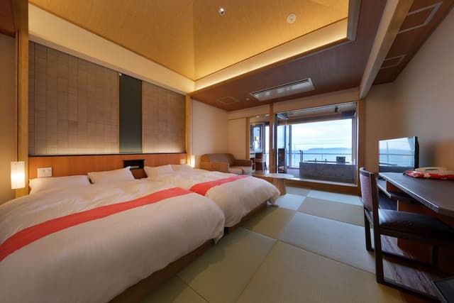 Twin Room with Open-air Bath
