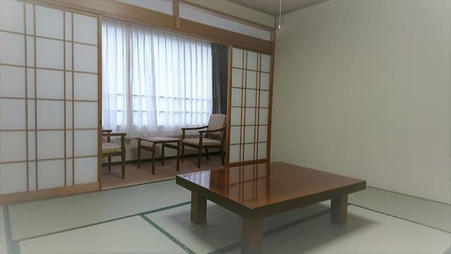 Japanese Style Room with Private Toilet, Smoking (Run of House)