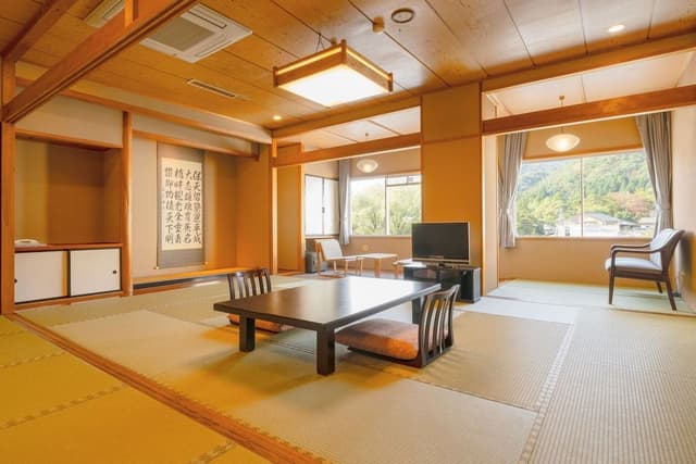 [Reasonable room] Japanese style room, non-smoking 10+4.5 tatami mats (no view, Run of the House)