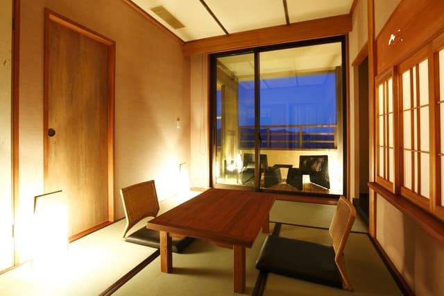 Japanese Western Style Quadruple Room B, Open-air Hot Spring Bath