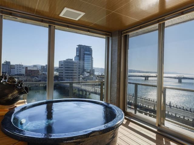 Top Floor Twin Room with Fine View Bath, Non Smoking