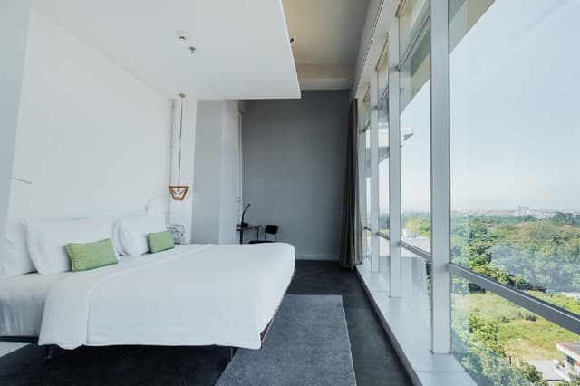 Grand Deluxe - 24-Hour Stay