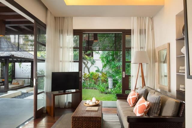 Deluxe One-Bedroom Villa with Private Pool