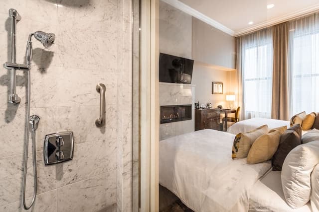 Classic Room, 2 Queen Beds, Garden View
