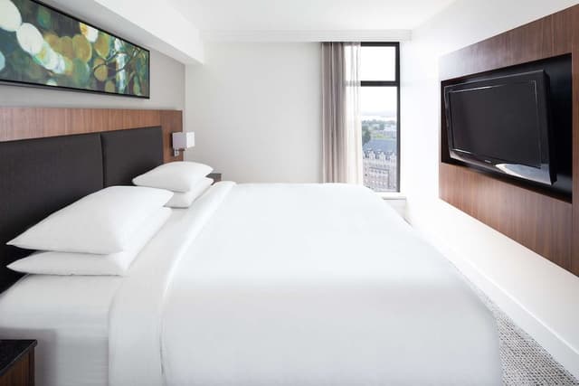 King, Room, 1 King Bed, Non Smoking