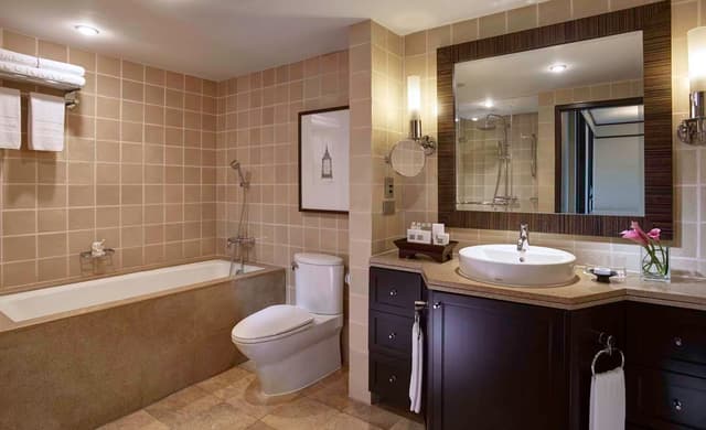 TWO BEDROOM KING