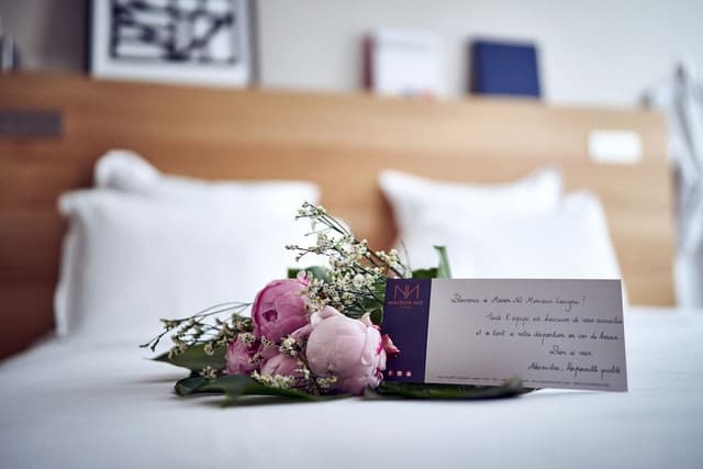 Signature Double Room, 1 Queen Bed, Bathtub