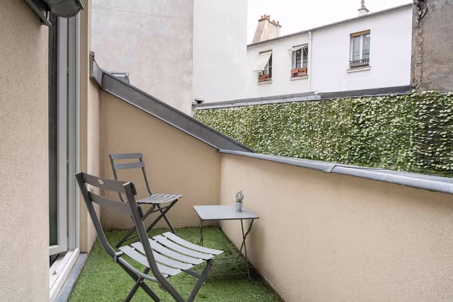 Triple Room, Terrace, Includes soft minibar, courtesy tray, Chromecast, Digital press