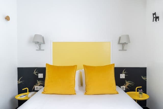 Connecting rooms, 2 bedrooms, Includes soft minibar, courtesy tray, Chromecast, Digital press