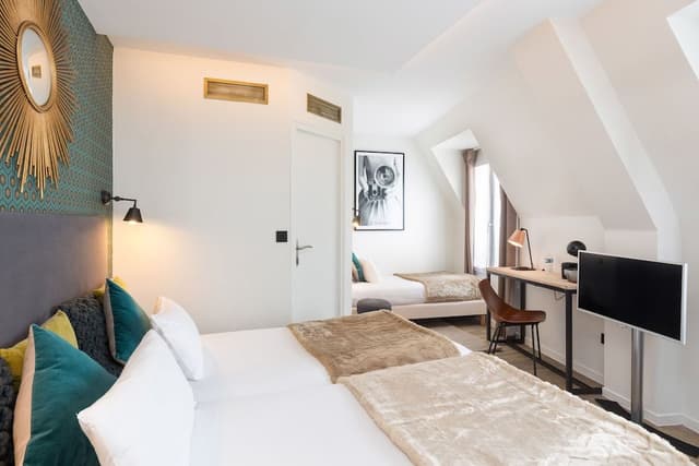 Triple Room