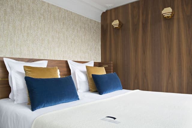 Deluxe Double Room -Terrace with Spa Access