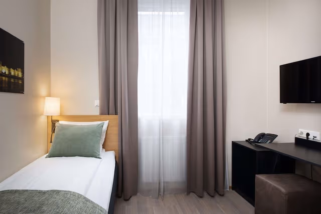 Standard Single Room