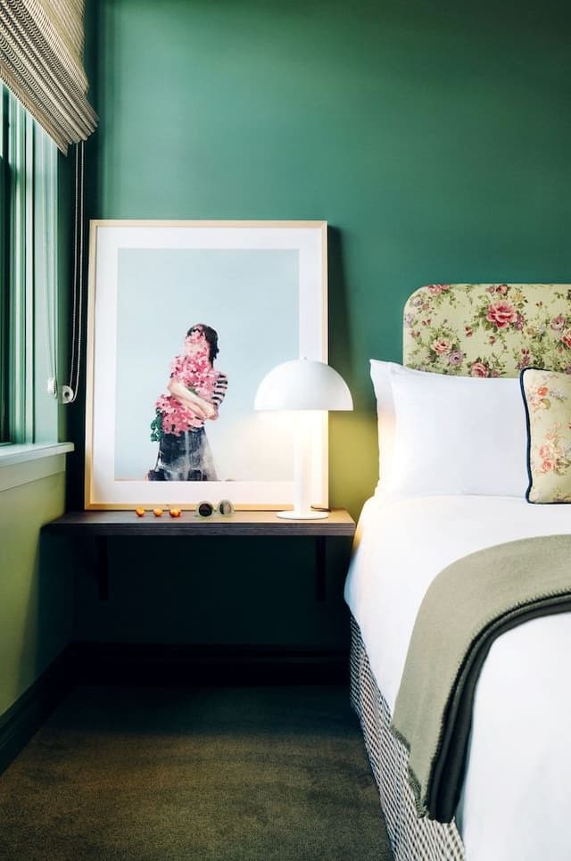 Deluxe Room, 1 Queen Bed (The Deluxe Queen)