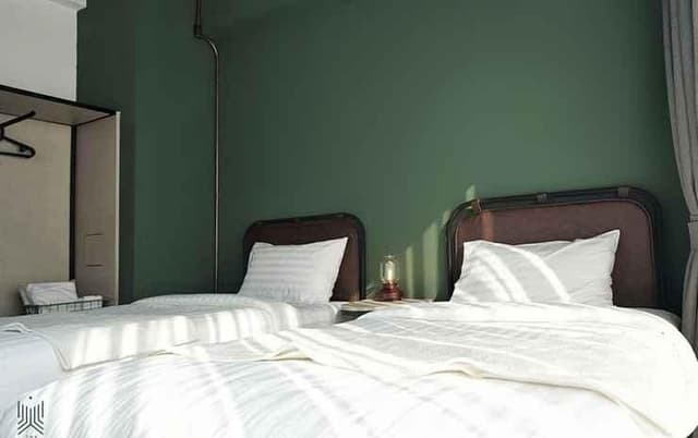 Standard Twin Bed
