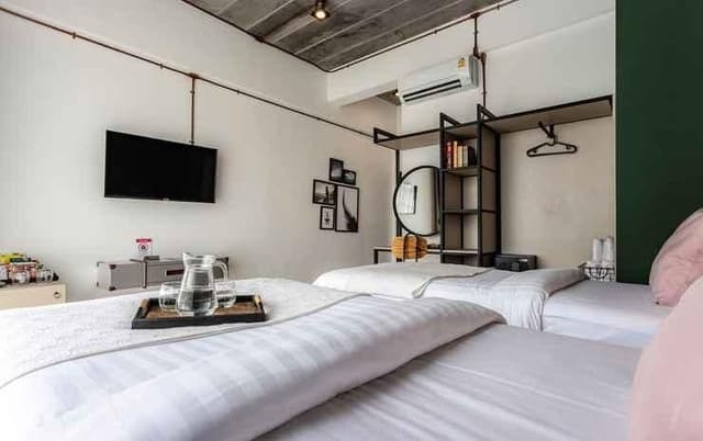 Standard Twin Bed