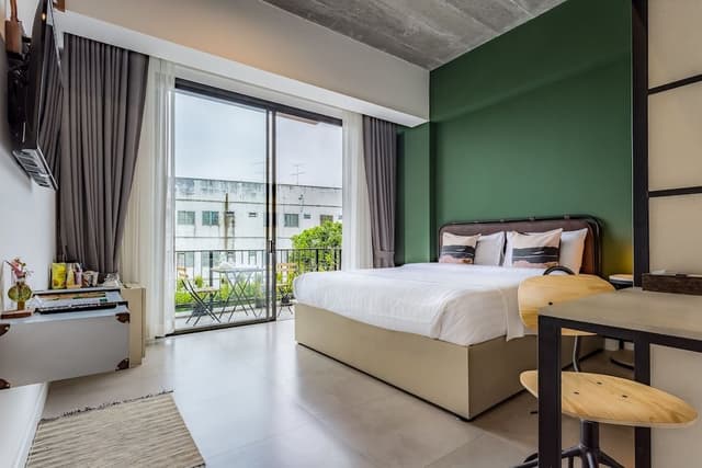 Double Room, 1 King Bed, Balcony