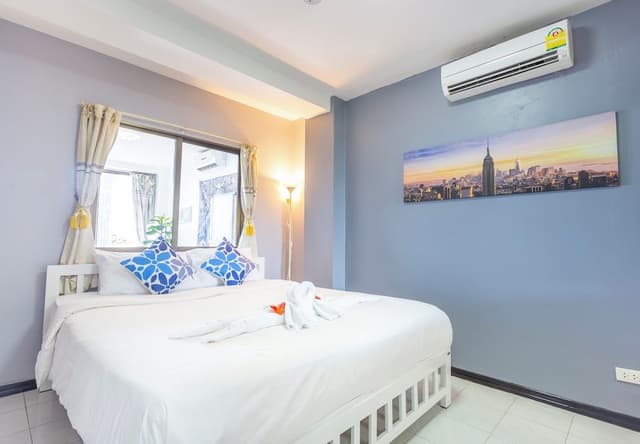 Suite, 1 King Bed, Ocean View